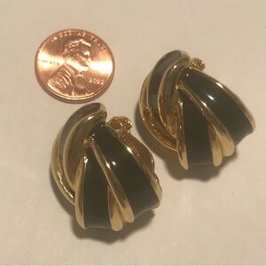 GIVENCHY LUXURY VINTAGE/1960s/CLIP-ON EARRINGS/BARELY USED/PRISTINE!